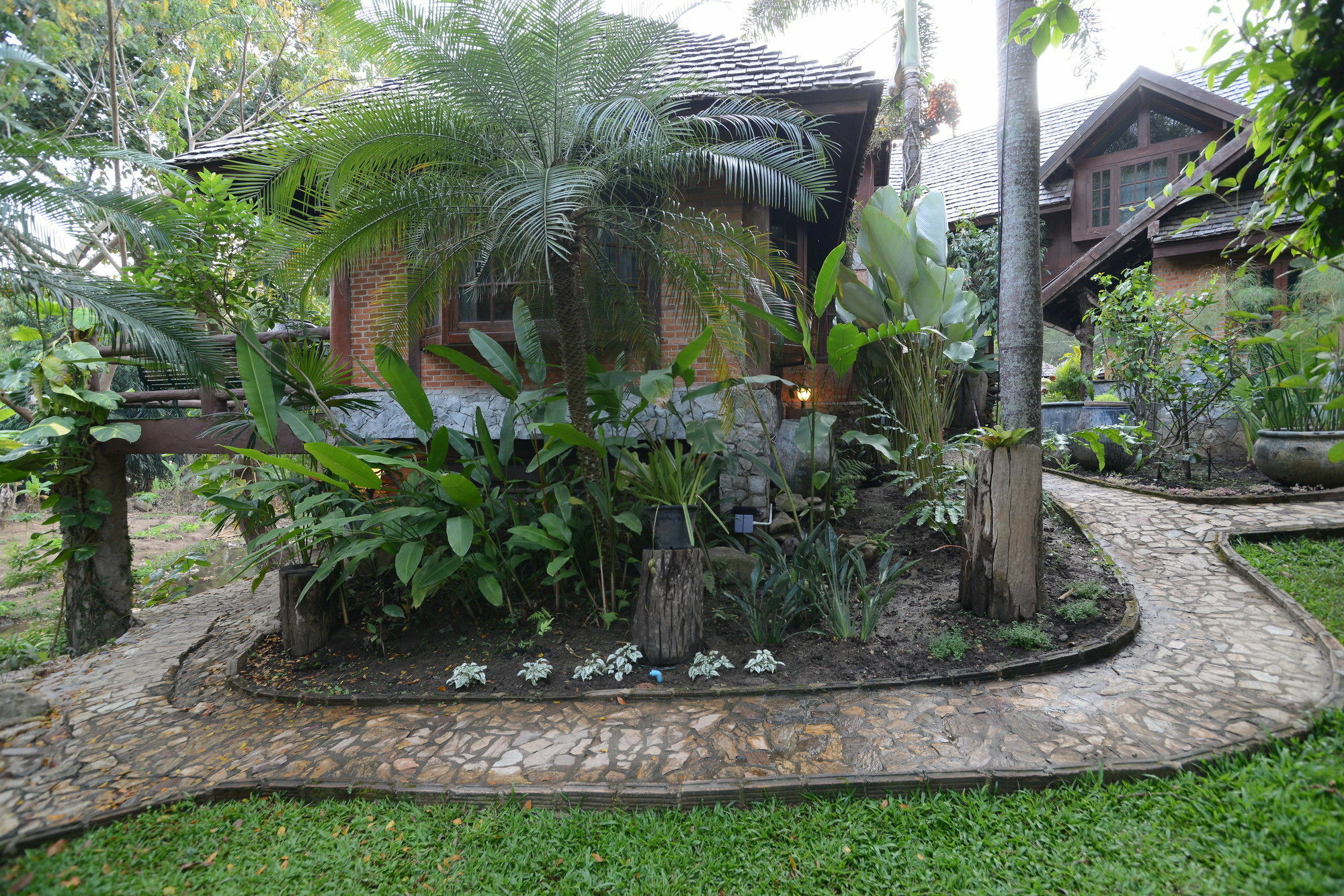 Chaiyo Vana Chiang Mai Bagian luar foto